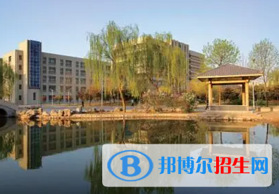 唐山勞動(dòng)技師學(xué)院地址在哪里，哪個(gè)地區(qū)，哪個(gè)城市?