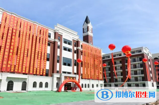 2023海南楓葉國(guó)際學(xué)校招生計(jì)劃 招生人數(shù)是多少(附要求、條件、對(duì)象)