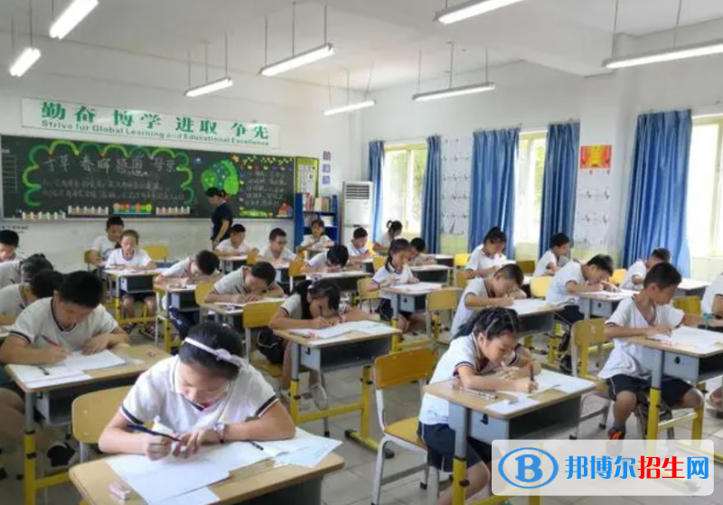 海南楓葉國際學(xué)校地址在哪里，哪個(gè)地區(qū)，哪個(gè)城市