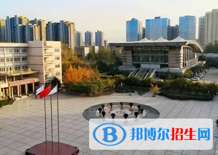 黃河科技學(xué)院附屬中等專業(yè)學(xué)校地址在哪里，哪個(gè)地區(qū)，哪個(gè)城市?