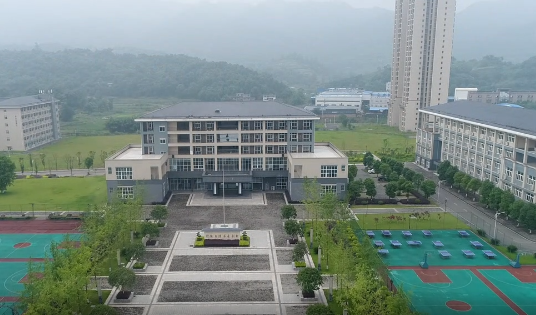 2023年重慶讀工程測量專業(yè)的中職學(xué)校有哪些？