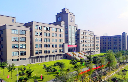 北京外國語大學(xué)和成都銀杏酒店管理學(xué)院怎么選？哪個好？附分?jǐn)?shù)線