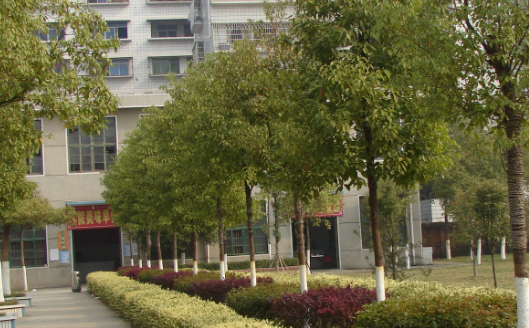 衡陽(yáng)市瀟湘衛(wèi)生中等專業(yè)學(xué)校2023年學(xué)費(fèi)、收費(fèi)多少