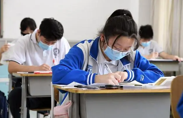 2023年上饒中考成績(jī)?cè)谀睦锊樵?中考成績(jī)查詢?nèi)肟诰W(wǎng)站