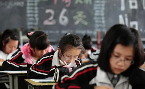 2023年甘肅中考成績?cè)谀睦锊樵?中考成績查詢?nèi)肟诰W(wǎng)站