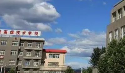 北京市經(jīng)貿(mào)高級(jí)技術(shù)學(xué)校地址，乘車路線
