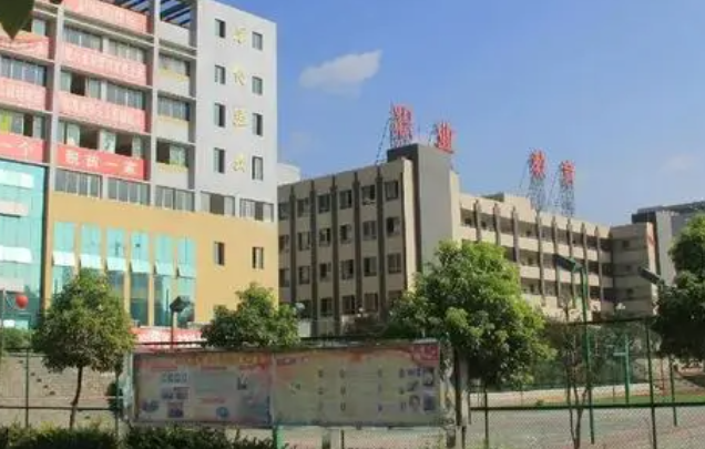 2023黔南排名前八的汽修學(xué)校名單