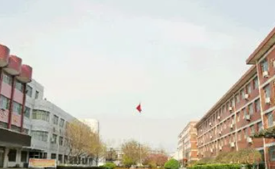 濟(jì)南市長清區(qū)職業(yè)中等專業(yè)學(xué)校地址，乘車路線