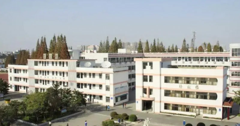 江蘇省鄭梁梅高級中學地址，乘車路線