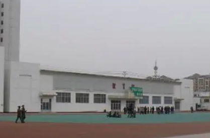 濰坊市科技中等專業(yè)學(xué)校地址，乘車路線