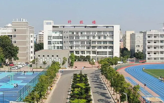 貴州2023年讀什么中專學校