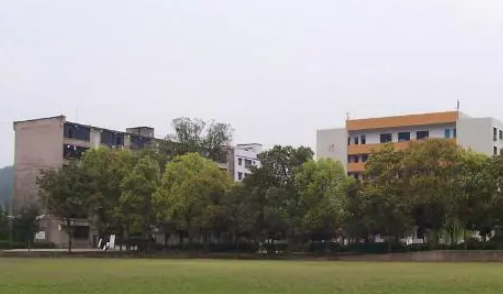 昆明2023年初中畢業(yè)能上什么中專學校