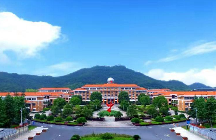 浙江省義烏中學(xué)怎么樣、好不好