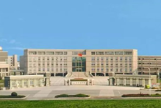 浙江省平湖中學(xué)地址，乘車(chē)路線