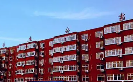 河北2023年中專學(xué)?？刹豢梢钥即髮W(xué)