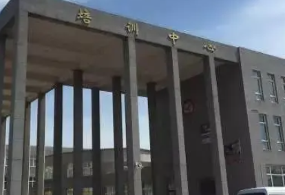 法庫縣職業(yè)中等專業(yè)學(xué)校地址，乘車路線