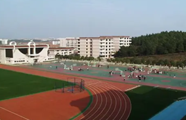瓦房店市第一中等職業(yè)技術(shù)專業(yè)學(xué)校怎么樣、好不好