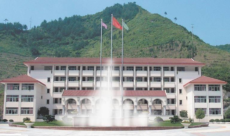 浙江省磐安中學(xué)地址，乘車(chē)路線(xiàn)