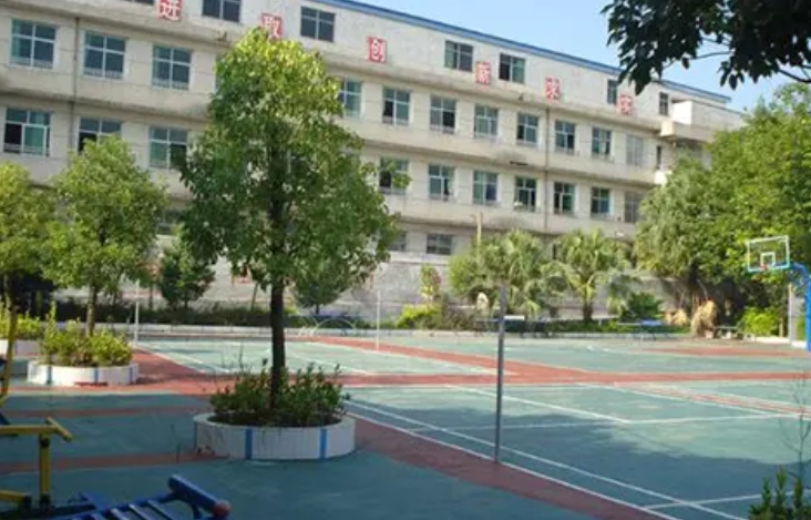 2024隆安縣中等職業(yè)技術(shù)學(xué)校招生計(jì)劃 招生人數(shù)是多少(附要求、條件、對(duì)象)