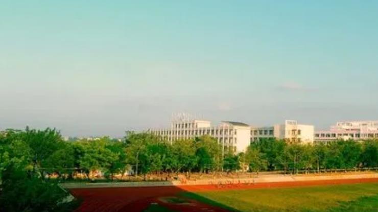 百色市民族工業(yè)中等專業(yè)學校招生簡章2024年