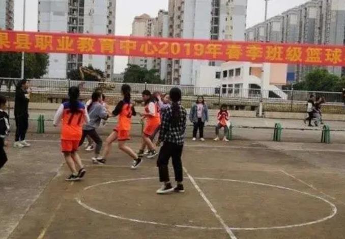 2024平果市職業(yè)教育中心多少錢 平果市職業(yè)教育中心各專業(yè)學費收費標準