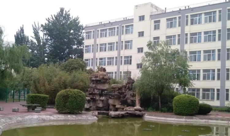 2023安陽市開發(fā)區(qū)高級中學(xué)錄取分?jǐn)?shù)線(2024年參考)