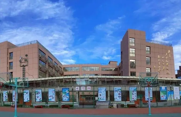 北京匯文中學(xué)地址，乘車路線