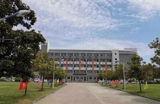 德陽中德工業(yè)職業(yè)學校2023年招生錄取分數(shù)線（2024參考）