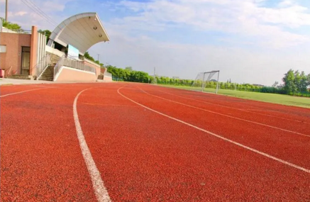 福建2024年沒讀完初中可不可以讀中專學校