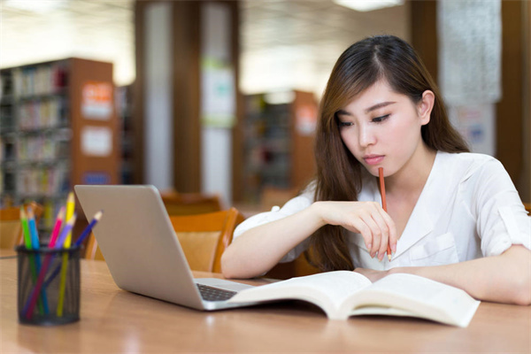南昌工學院VS湖南科技大學哪個實力更強？