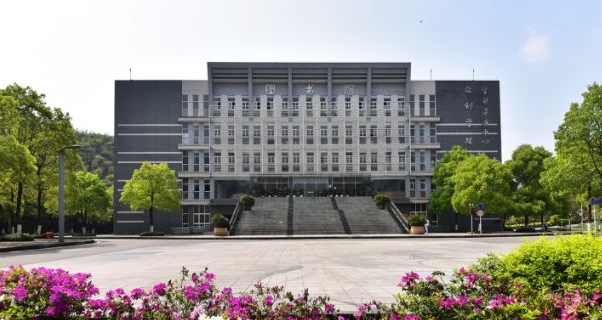 重慶城市管理職業(yè)學(xué)院評價(jià)怎么樣,學(xué)校好不好