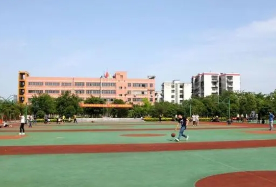 重慶市渝西中學(xué)怎么樣、好不好