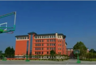 重慶市渝高中學校怎么樣、好不好