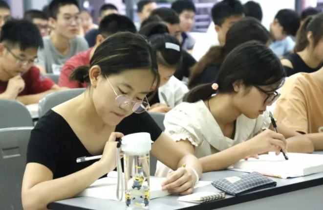 山東專科征集志愿能報幾個？怎么填報征集志愿？