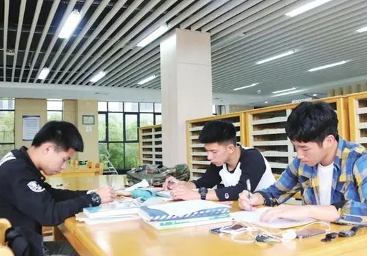 新高考最好拿分的三科是哪三科？新高考哪些科目容易賦分？