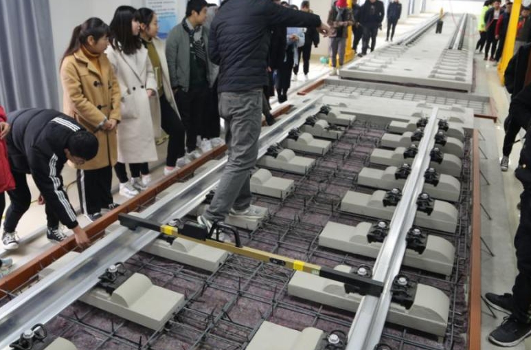 湖北2024年鐵路學(xué)校錄取分數(shù)線
