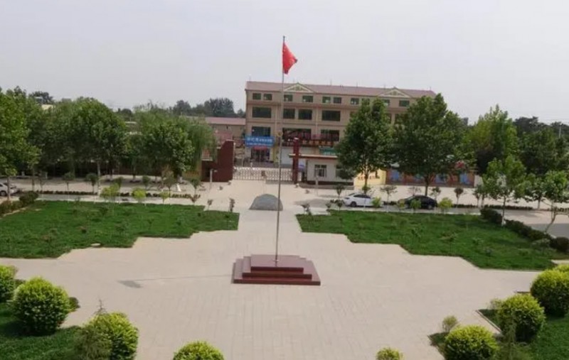 深澤中學(xué)地址，乘車(chē)路線(xiàn)