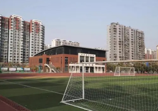 2024唐山市第十二高級中學多少錢(學費明細)