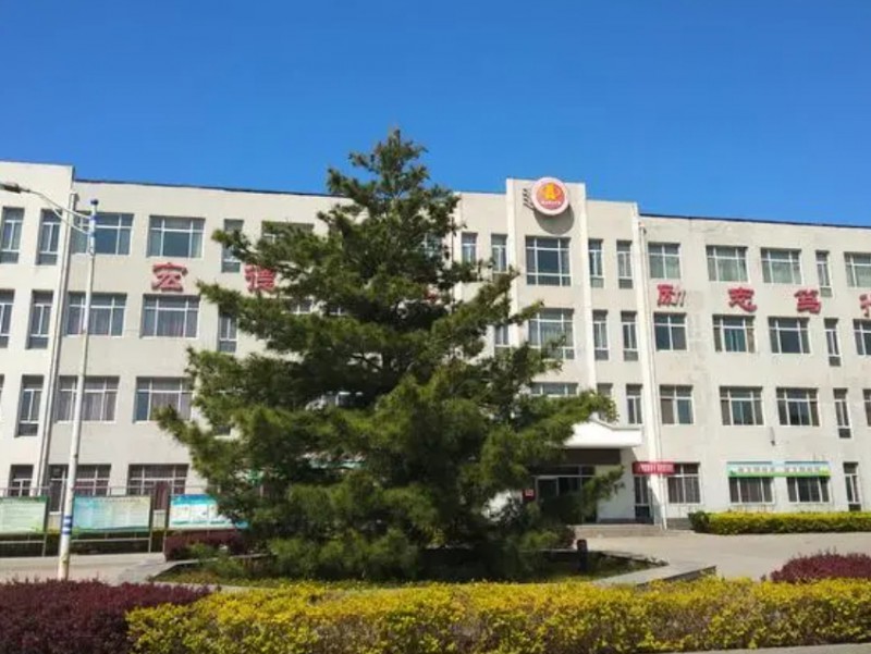 唐山市第十二高級(jí)中學(xué)地址，乘車路線