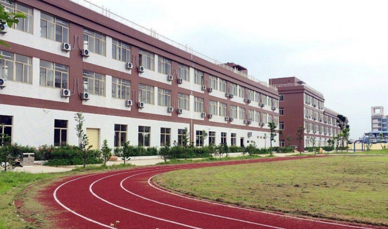 2024廣州市南華工貿(mào)技師學(xué)院多少錢 廣州市南華工貿(mào)技師學(xué)院各專業(yè)學(xué)費(fèi)收費(fèi)標(biāo)準(zhǔn)