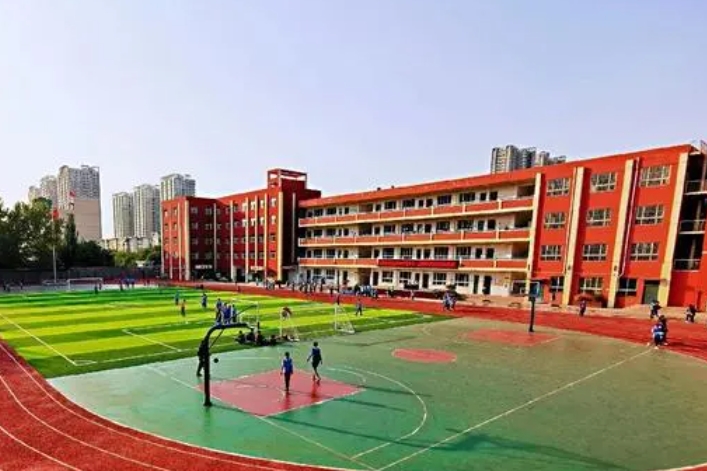 2024邯鄲市復(fù)興中學(xué)多少錢(學(xué)費明細)