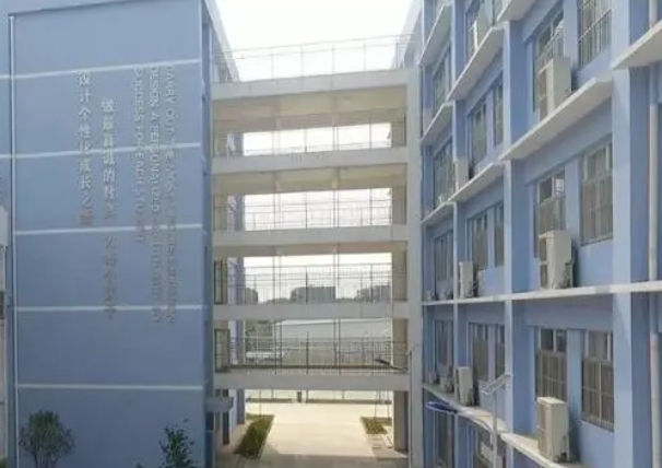 邯鄲市弘文中學(xué)怎么樣、好不好