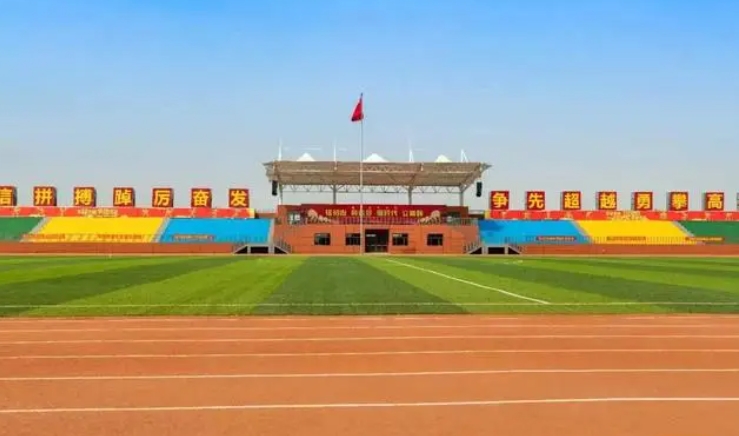 保定市澤龍實驗中學怎么樣、好不好