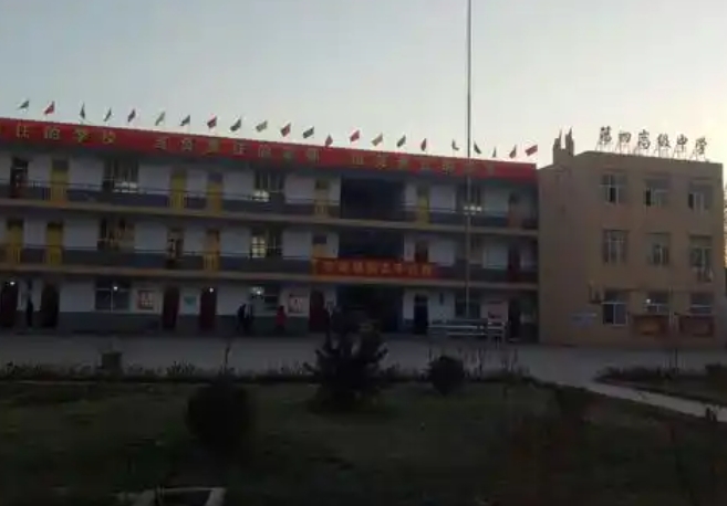 曲陽縣第四高級中學(xué)怎么樣、好不好