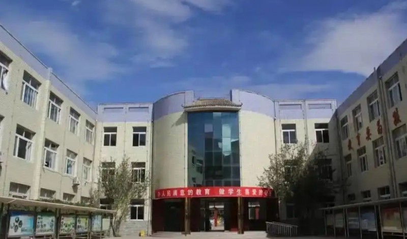 高碑店市第三中學(xué)怎么樣、好不好