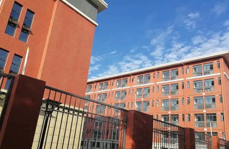永安中學(xué)地址，乘車路線