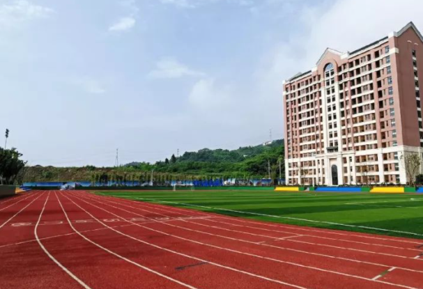 青春啟航 醫(yī)路有你 —— 醫(yī)學(xué)院舉辦京東健康空中校園宣講會第二場
