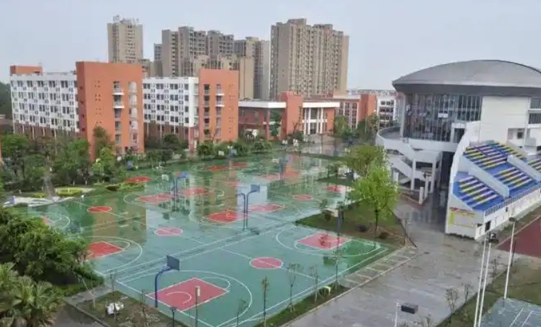 川化中學(xué)地址，乘車(chē)路線