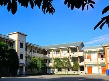 城廂中學(xué)地址，乘車路線