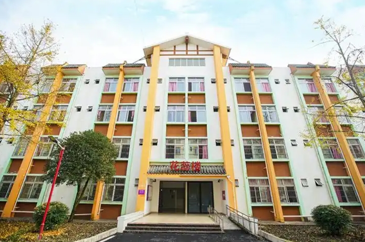 領(lǐng)川實驗學(xué)校地址，乘車路線